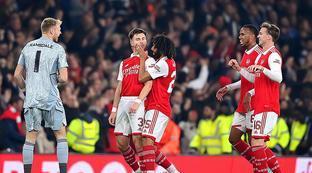 步行者在近 步行者在近